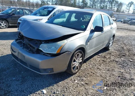 2008 Ford Focus Se/Ses z USA, uszkodzony, nr VIN 1FAHP35N08W228003